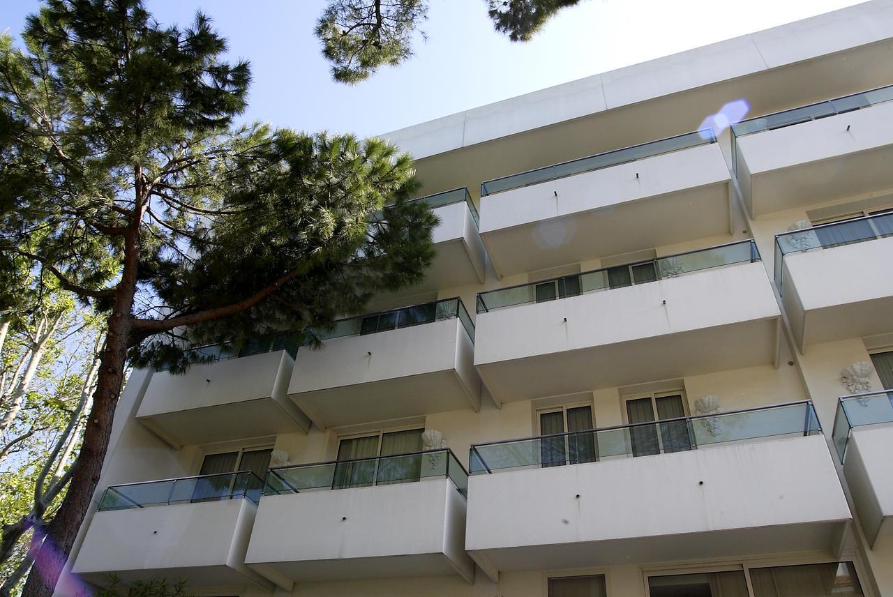 רימיני Hotel Luxor מראה חיצוני תמונה