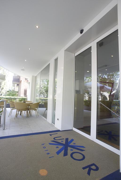 רימיני Hotel Luxor מראה חיצוני תמונה