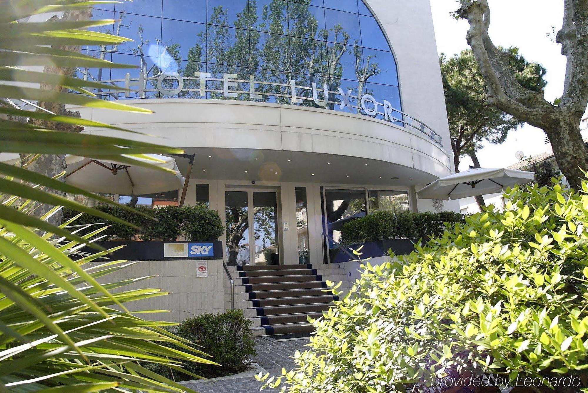 רימיני Hotel Luxor מראה חיצוני תמונה